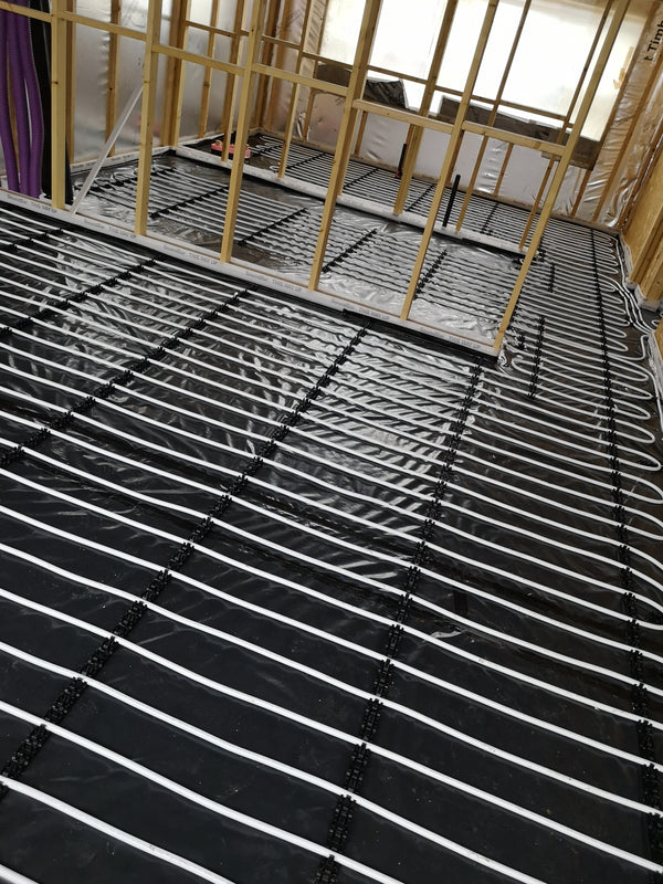 Modern New Build Family Home with UFH